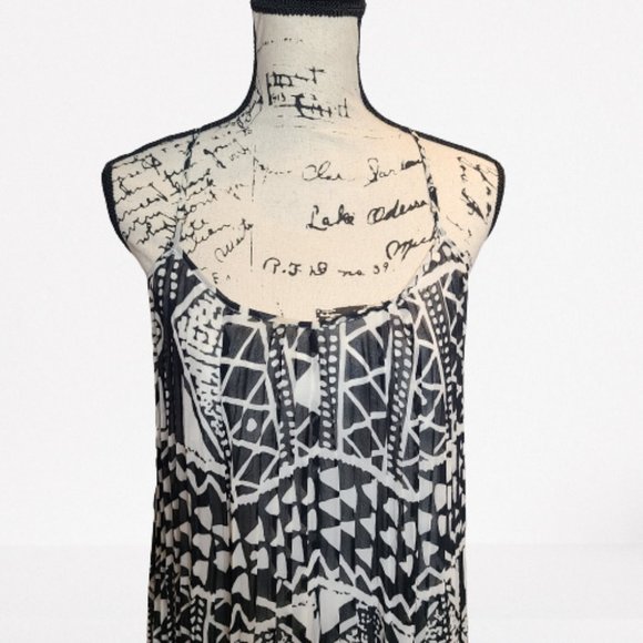 Tori Richard Symmetrical Spaghetti Strap Backless Boho Dress - Picture 4 of 11